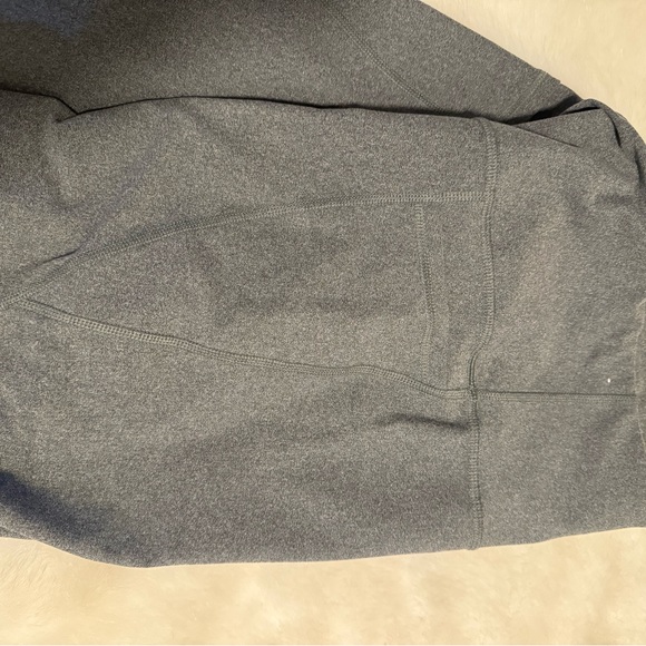 High Rise Crop Legging - Picture 7 of 11